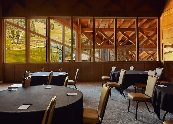 Trailborn Hole, Outdoor Collection By Marriott Bonvoy Jackson
